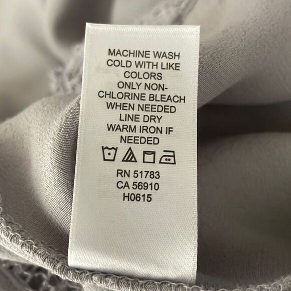 NEW $29 Boho Grey Embroidered Trim Shark Bite Long Line Tank Top sz S - Picture 10 of 10